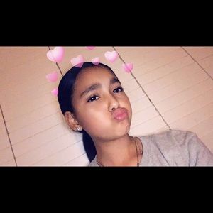 Meet your Posher, Liz